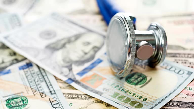 Top and Bottom Earners Responsible for Most Health Care Spending, Study Shows